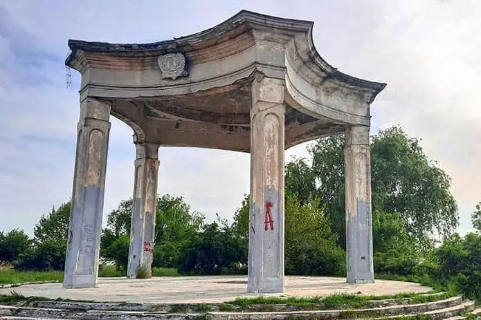 Bucharest Romania Insula Ingerilor Lake Dambovita Lacul Morii Angels Island gazebo