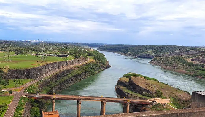 Itaipu Dam Second Largest Hydroelectric Power Station World Paraguay Brazil Border 12