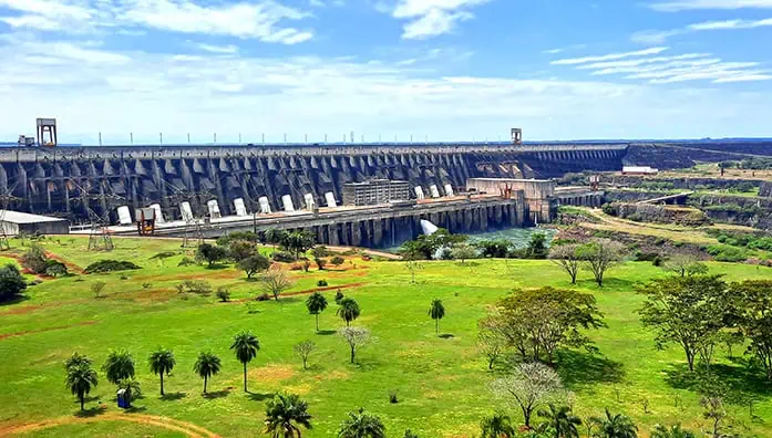 Itaipu Dam Second Largest Hydroelectric Power Station World Paraguay Brazil Border 15