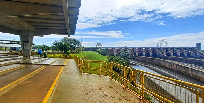 Itaipu Dam Second Largest Hydroelectric Power Station World Paraguay Brazil Border 6