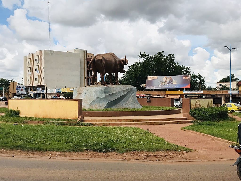 Place Sogolon Bamako Buffalo Square Mali 3