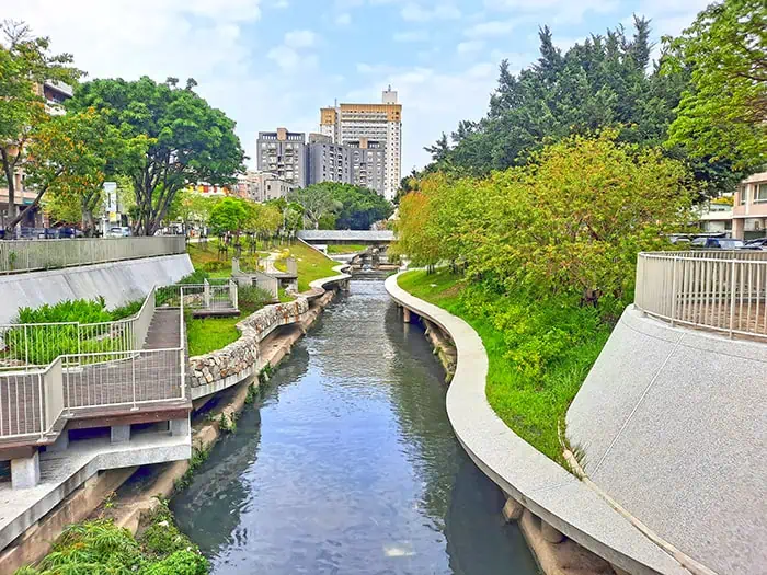 Liuchuan Riverside Walk Taichung Taiwan 1