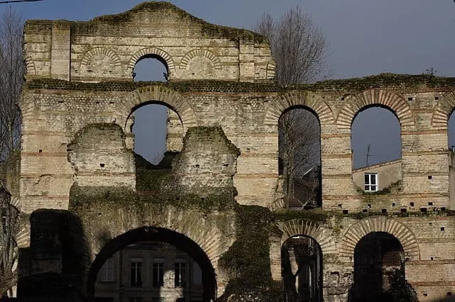 Palais Gallien Bordeaux France 5