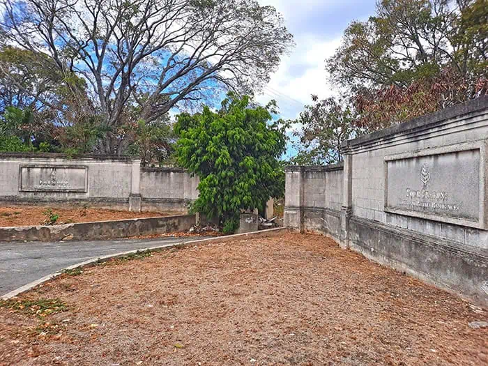 Abandoned Four Seasons Resort Barbados 1